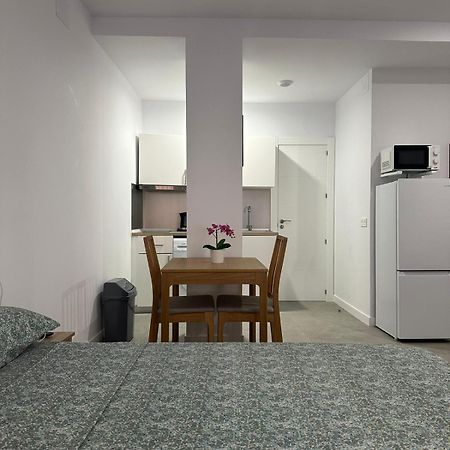 Fantastico Piso A 5 Minutos De La Estacion De Bus Y Tren A Metros De La Playa Apartman Málaga Kültér fotó